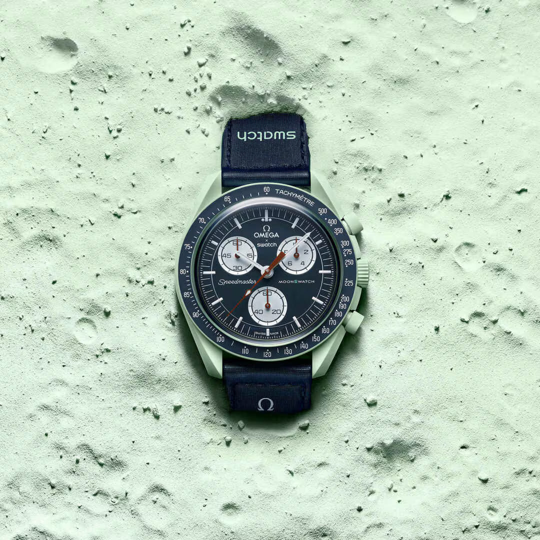 OMEGA × Swatch Bioceramic MoonSwatch – Mission on Earth (SO33G100)