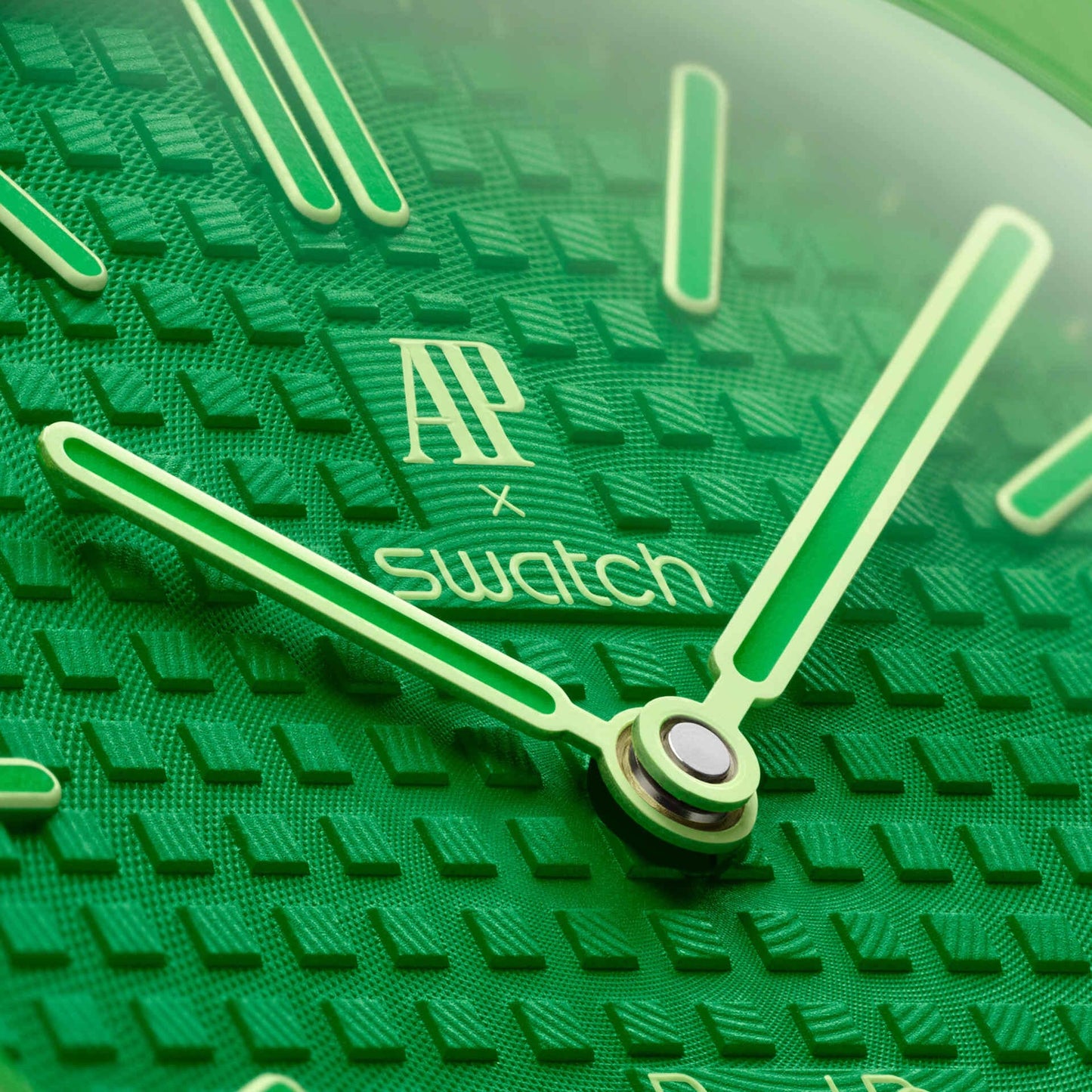 AP × Swatch Royal Pop – Green Eight (SSX03G100N)